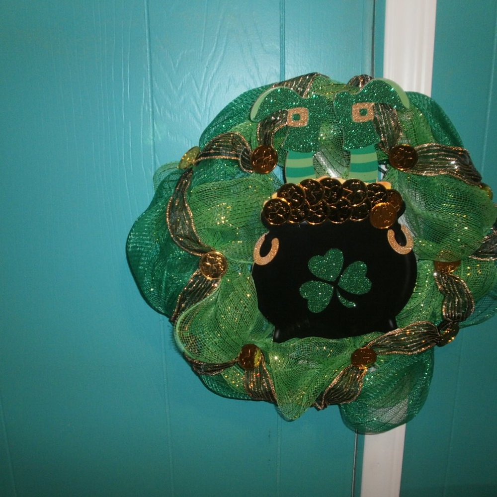 St. Patrick's Day Wreath 14" - Picture 2 of 2